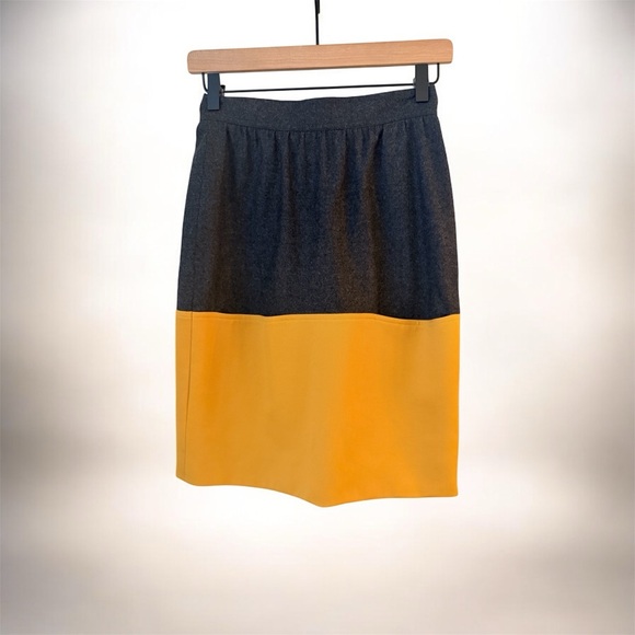 FENDI Colorblock Wool Skirt - Picture 2 of 7
